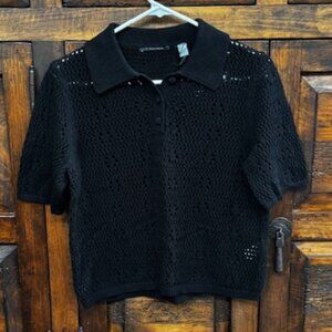 T Tahari - NWT - Black Short Sleeve Sweater - Size Large